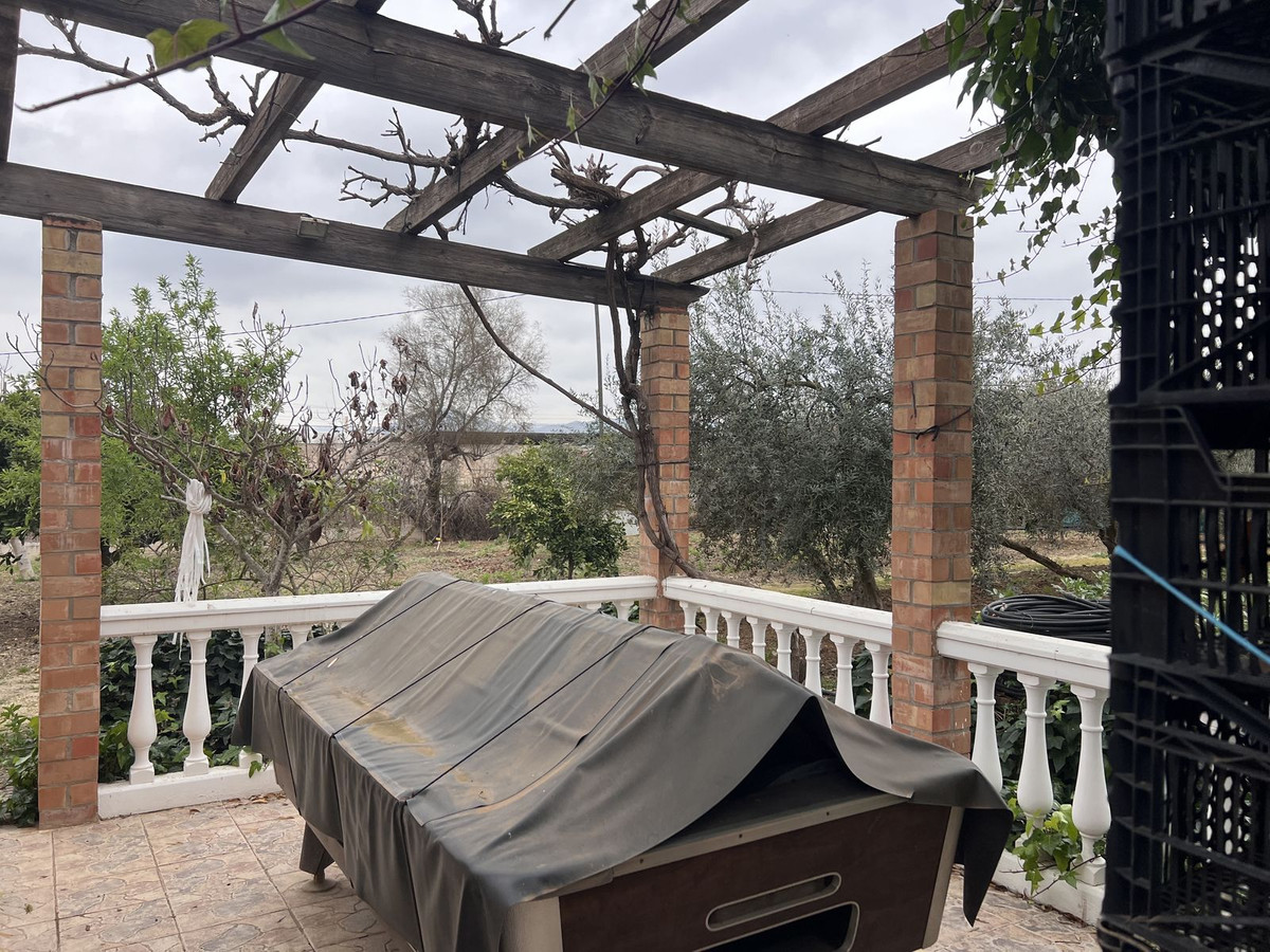 Se vende Finca - Cortijo de 2 dormitorios en Málaga Ciudad, Málaga, España