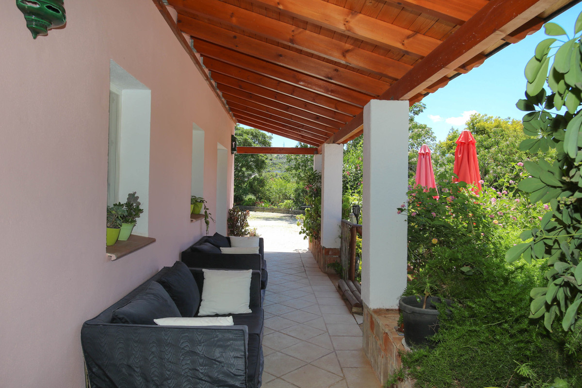 Se vende Villa - Chalet de 5 dormitorios en Costa Del Sol, Málaga, España