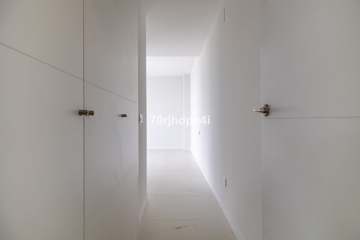 3 Bed Apartment for sale in Casares Costa Del Sol, Málaga, Spain