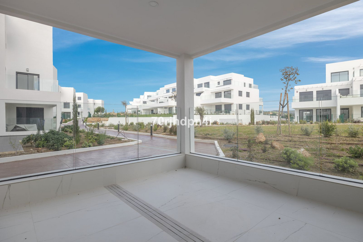 3 Bed Apartment for sale in Casares Costa Del Sol, Málaga, Spain