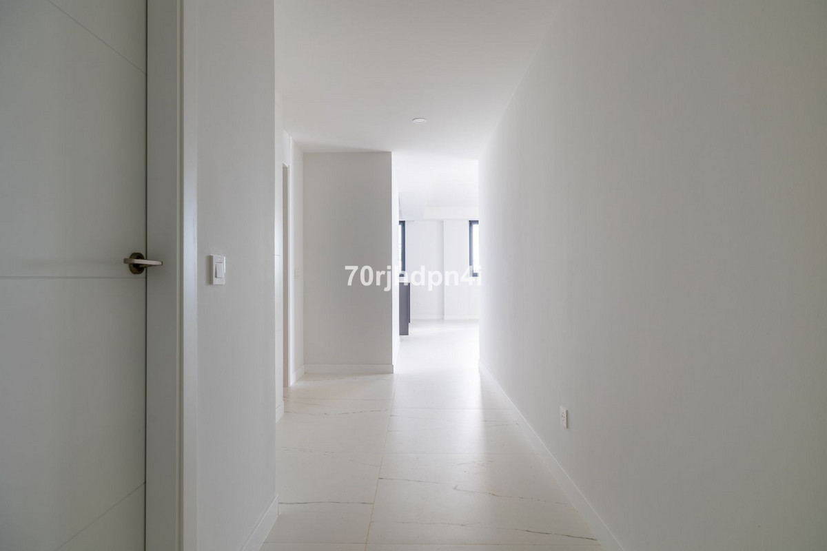 3 Bed Apartment for sale in Casares Costa Del Sol, Málaga, Spain