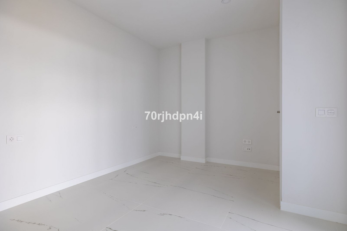 3 Bed Apartment for sale in Casares Costa Del Sol, Málaga, Spain