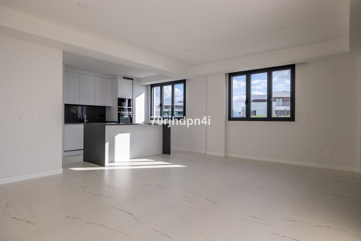 3 Bed Apartment for sale in Casares Costa Del Sol, Málaga, Spain