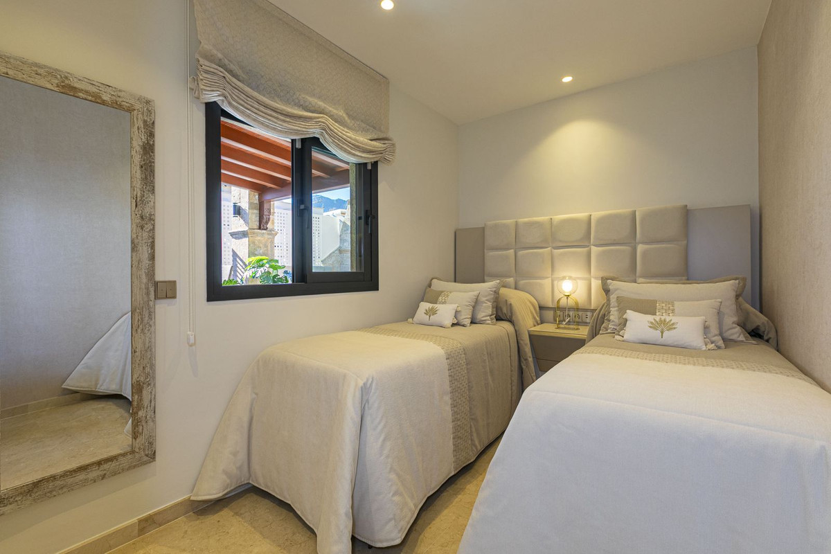 3 Bed Apartment for sale in Marbella Costa Del Sol, Málaga, Spain