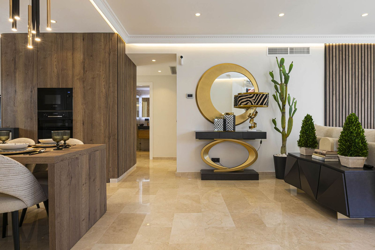 3 Bed Apartment for sale in Marbella Costa Del Sol, Málaga, Spain