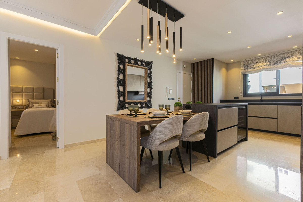3 Bed Apartment for sale in Marbella Costa Del Sol, Málaga, Spain