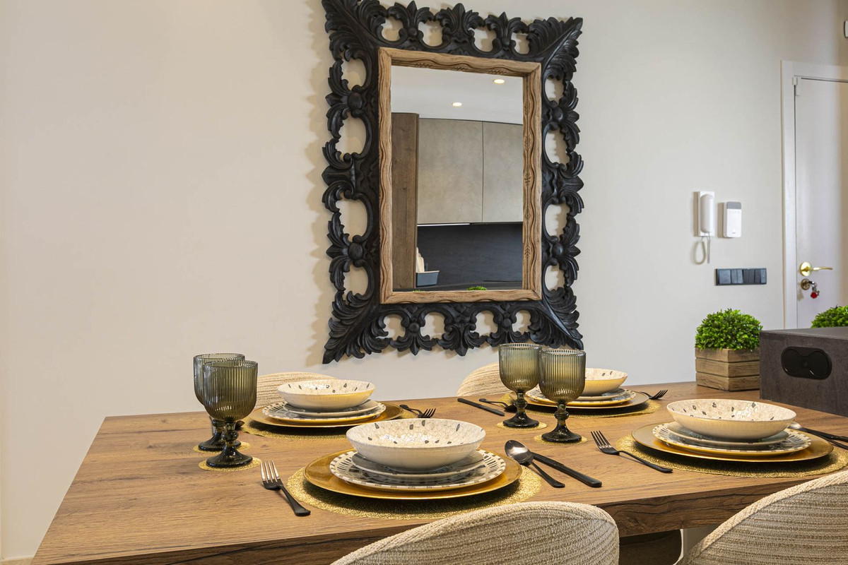 3 Bed Apartment for sale in Marbella Costa Del Sol, Málaga, Spain