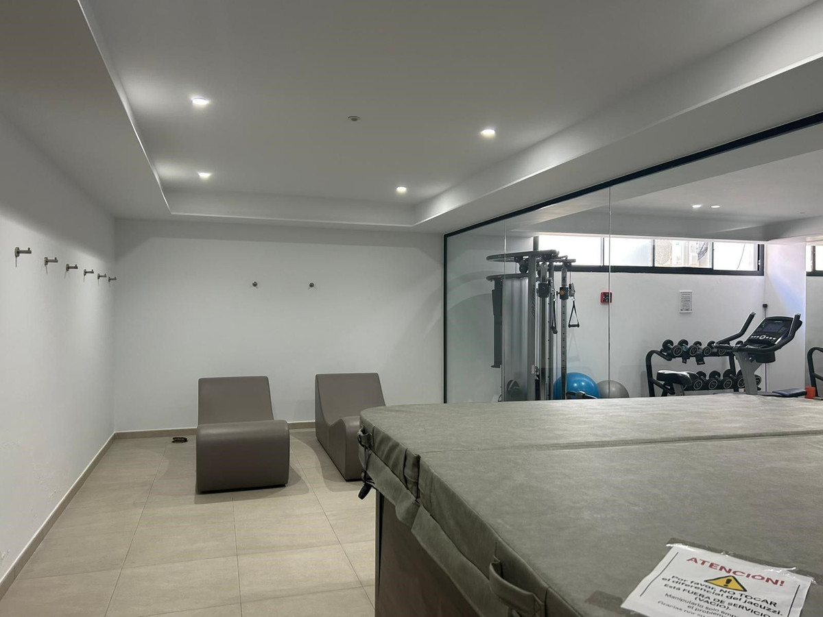 5 Bed Apartment for sale in Estepona Costa Del Sol, Málaga, Spain