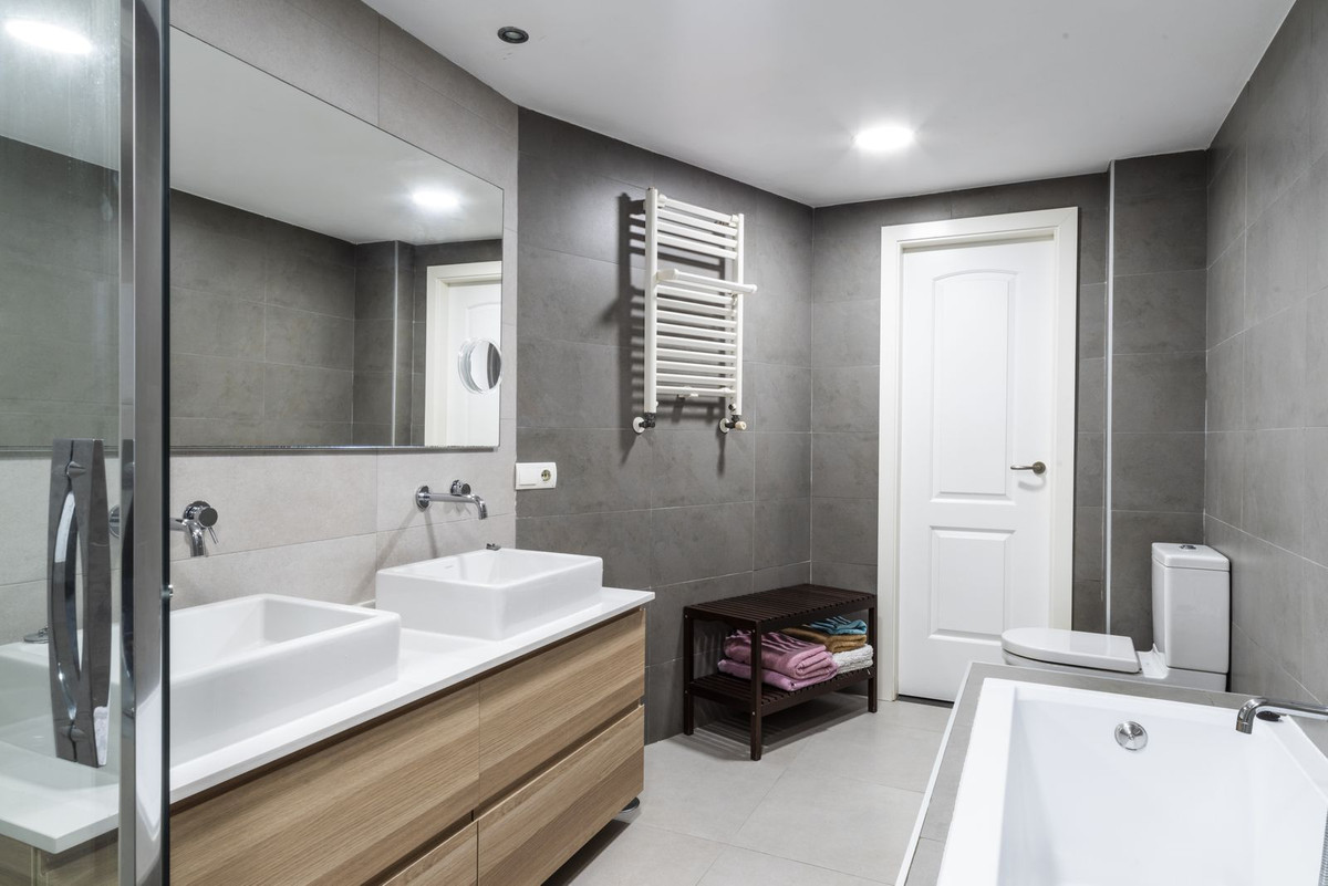 2 Bed Townhouse for sale in Monte Sancha Málaga Ciudad, Málaga, Spain