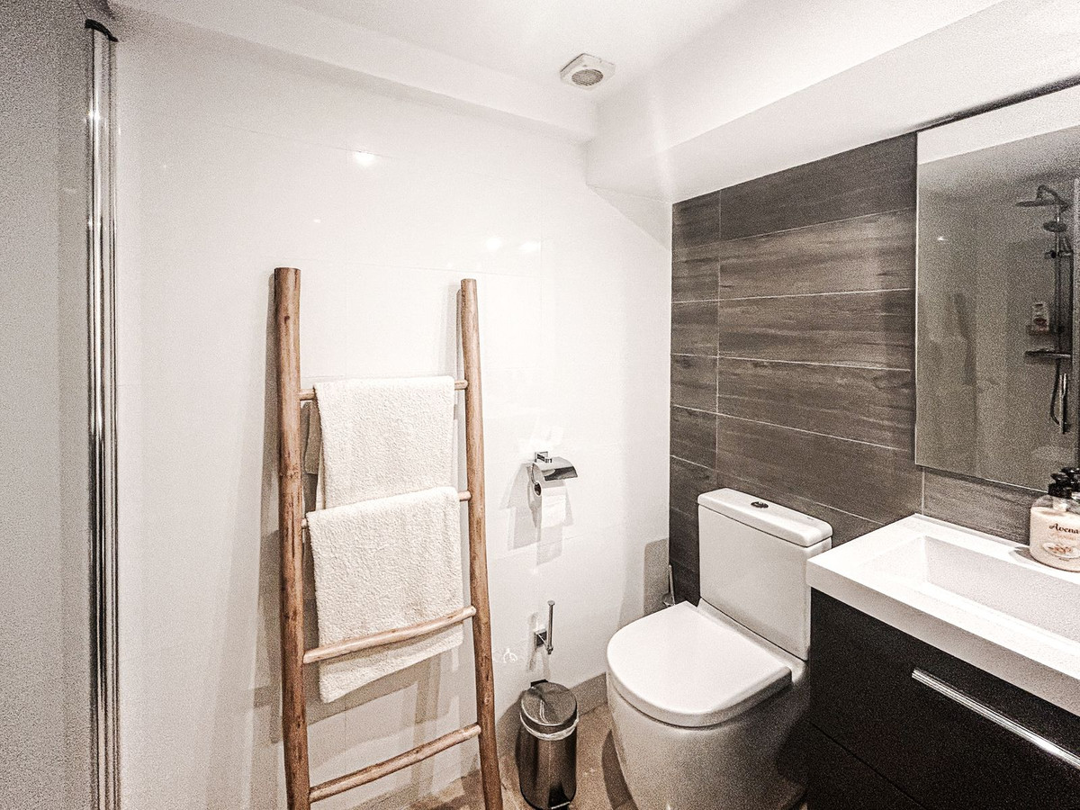 5 Bed Townhouse for sale in Estepona Costa Del Sol, Málaga, Spain