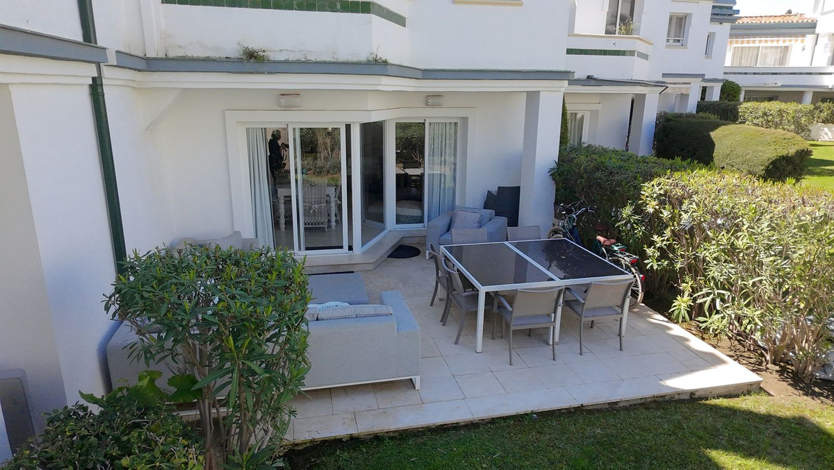 5 Bed Townhouse for sale in Estepona Costa Del Sol, Málaga, Spain
