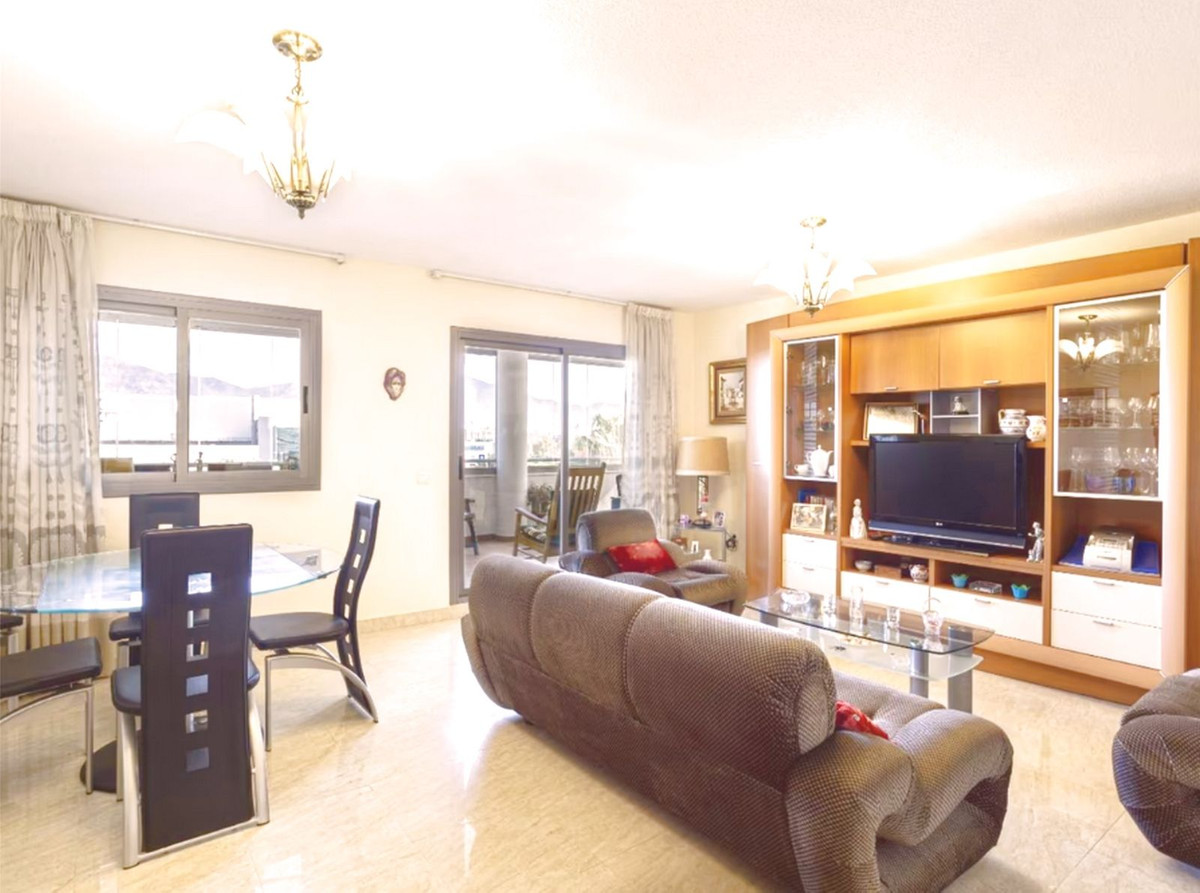 3 Bed Apartment for sale in Fuengirola Costa Del Sol, Málaga, Spain