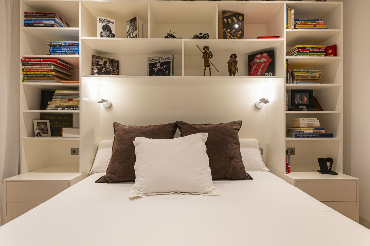 3 Bed Apartment for sale in San Pedro De Alcántara Costa Del Sol, Málaga, Spain