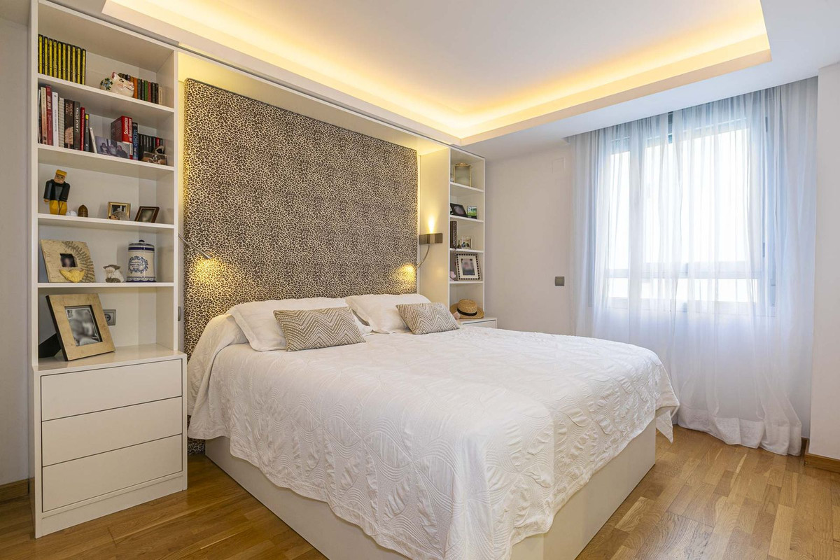 3 Bed Apartment for sale in San Pedro De Alcántara Costa Del Sol, Málaga, Spain