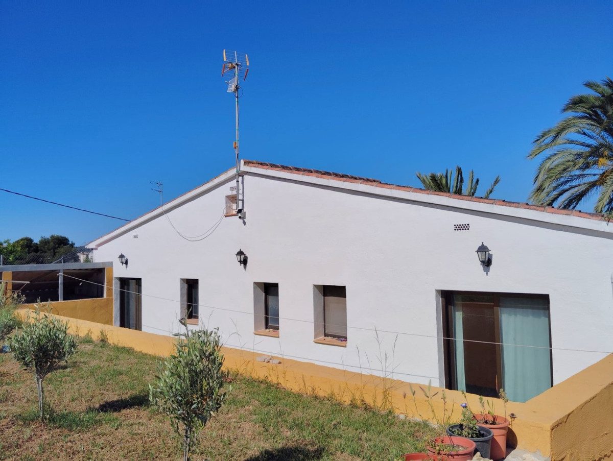 Se vende Finca - Cortijo de 3 dormitorios en Costa Blanca, Alicante, España