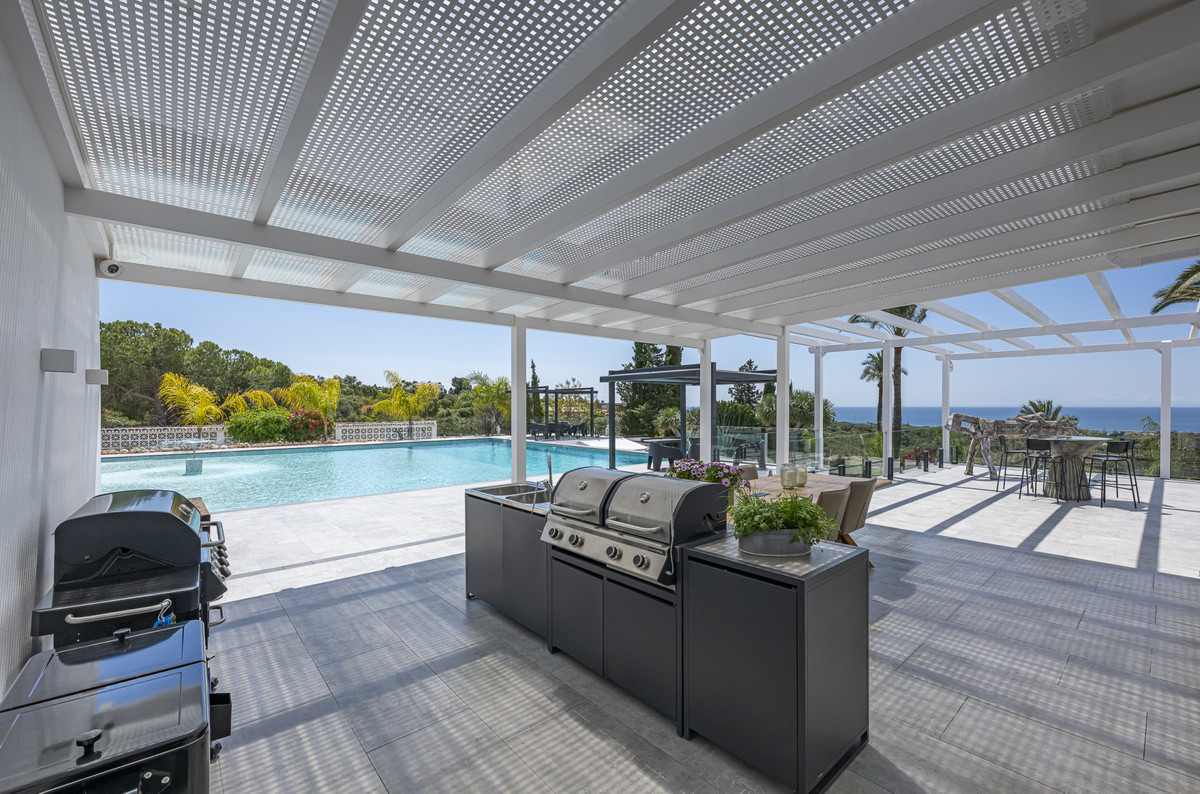 Se vende Villa - Chalet de 7 dormitorios en Costa Del Sol, Málaga, España