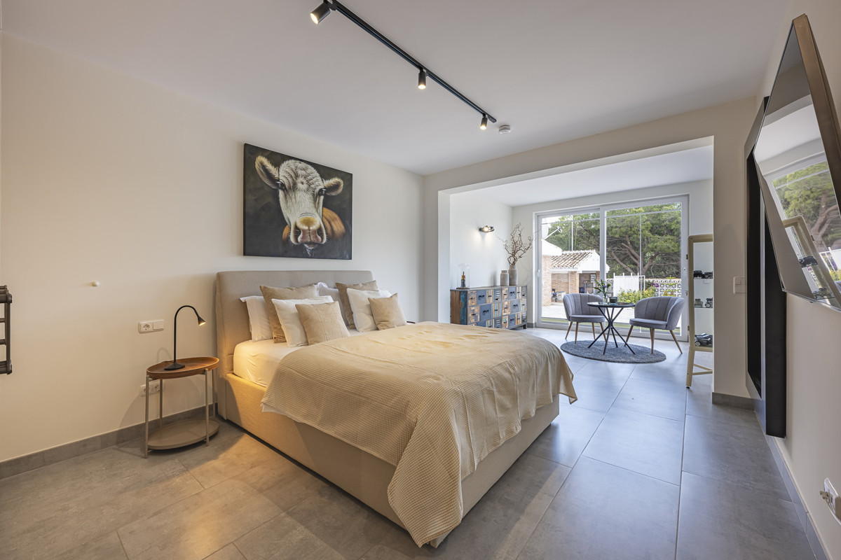 Se vende Villa - Chalet de 7 dormitorios en Costa Del Sol, Málaga, España