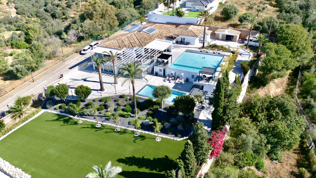 Se vende Villa - Chalet de 7 dormitorios en Costa Del Sol, Málaga, España