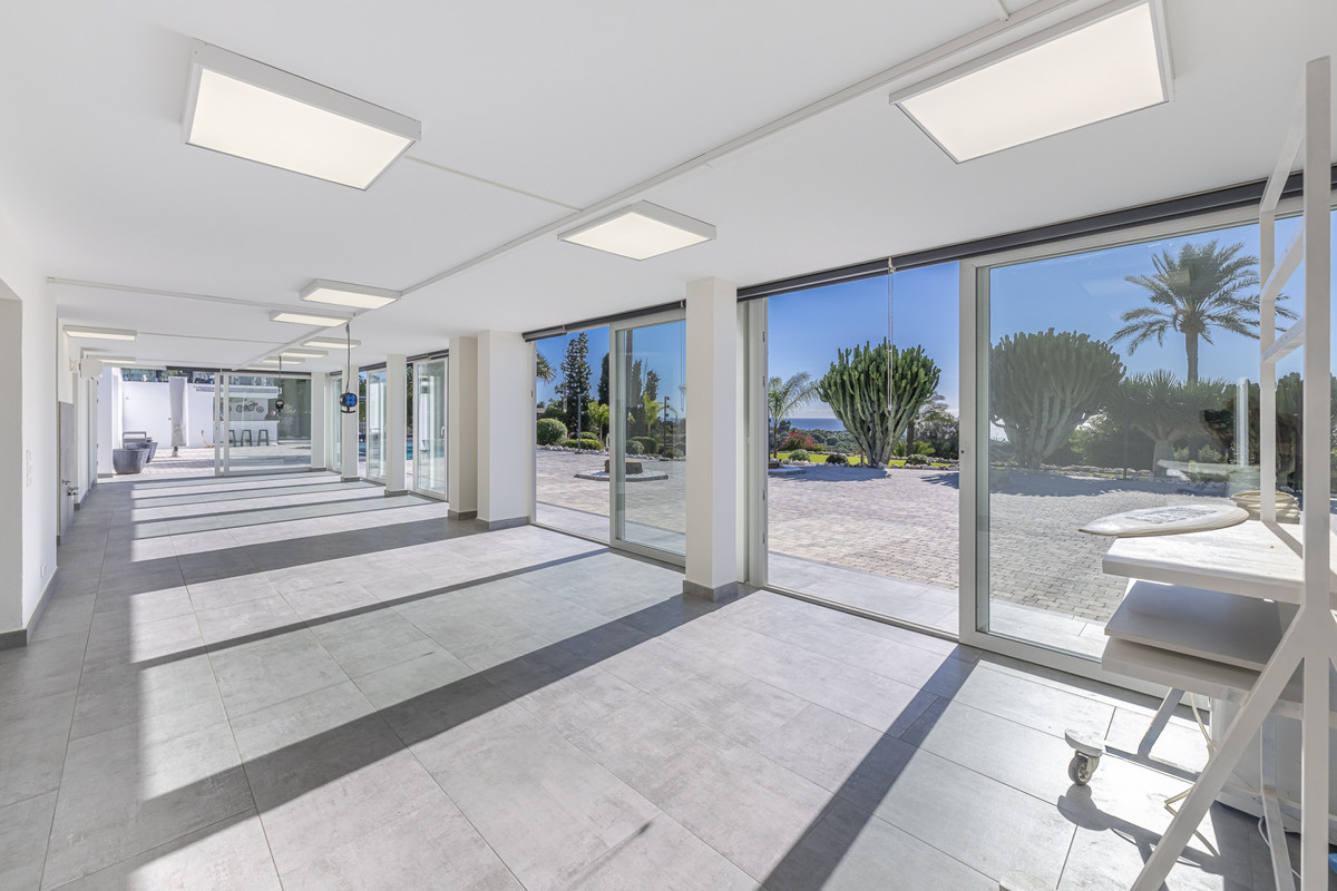 Se vende Villa - Chalet de 7 dormitorios en Costa Del Sol, Málaga, España