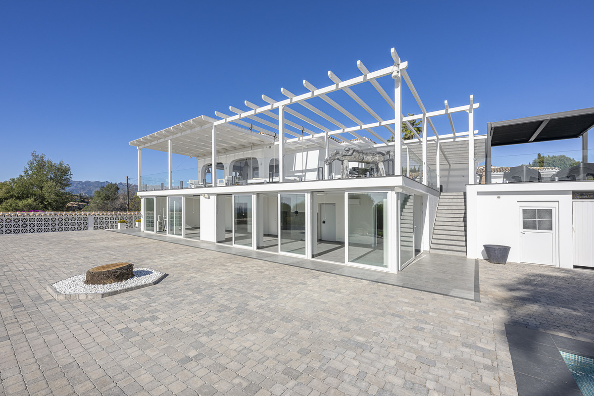 Se vende Villa - Chalet de 7 dormitorios en Costa Del Sol, Málaga, España