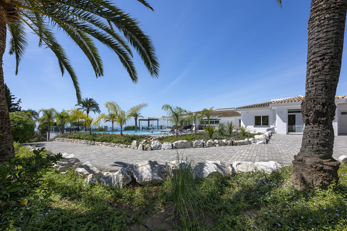 Se vende Villa - Chalet de 7 dormitorios en Costa Del Sol, Málaga, España