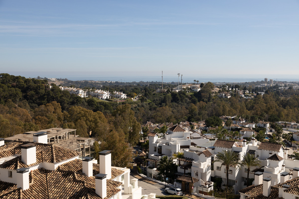 2 Bed Apartment for sale in Marbella Costa Del Sol, Málaga, Spain