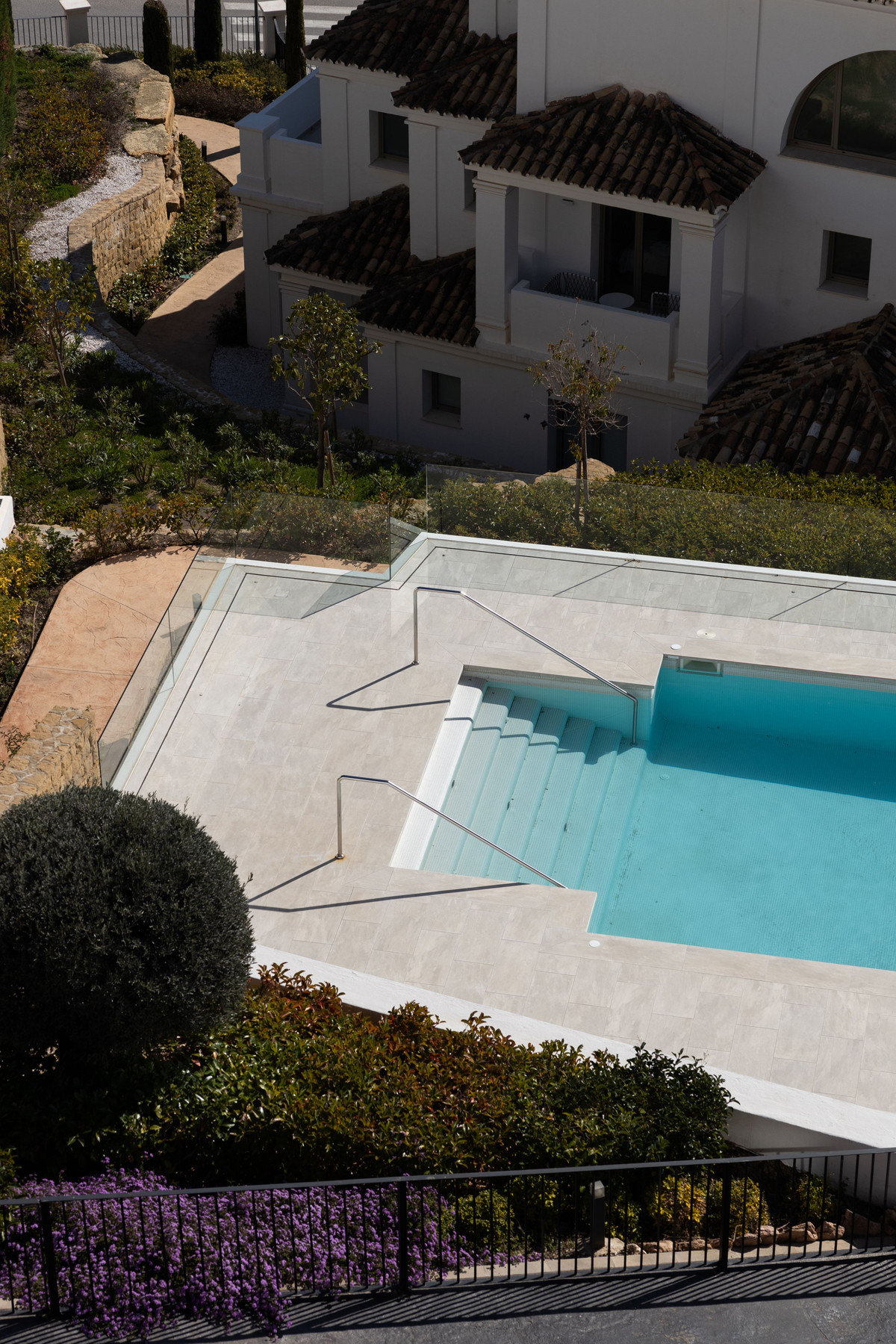 2 Bed Apartment for sale in Marbella Costa Del Sol, Málaga, Spain