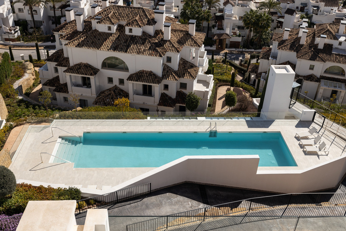 2 Bed Apartment for sale in Marbella Costa Del Sol, Málaga, Spain