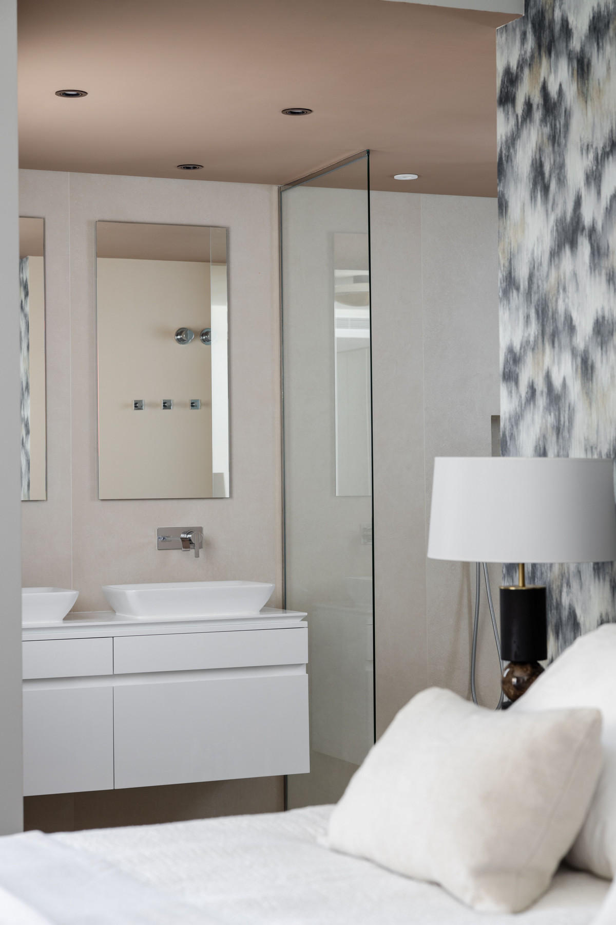 2 Bed Apartment for sale in Marbella Costa Del Sol, Málaga, Spain