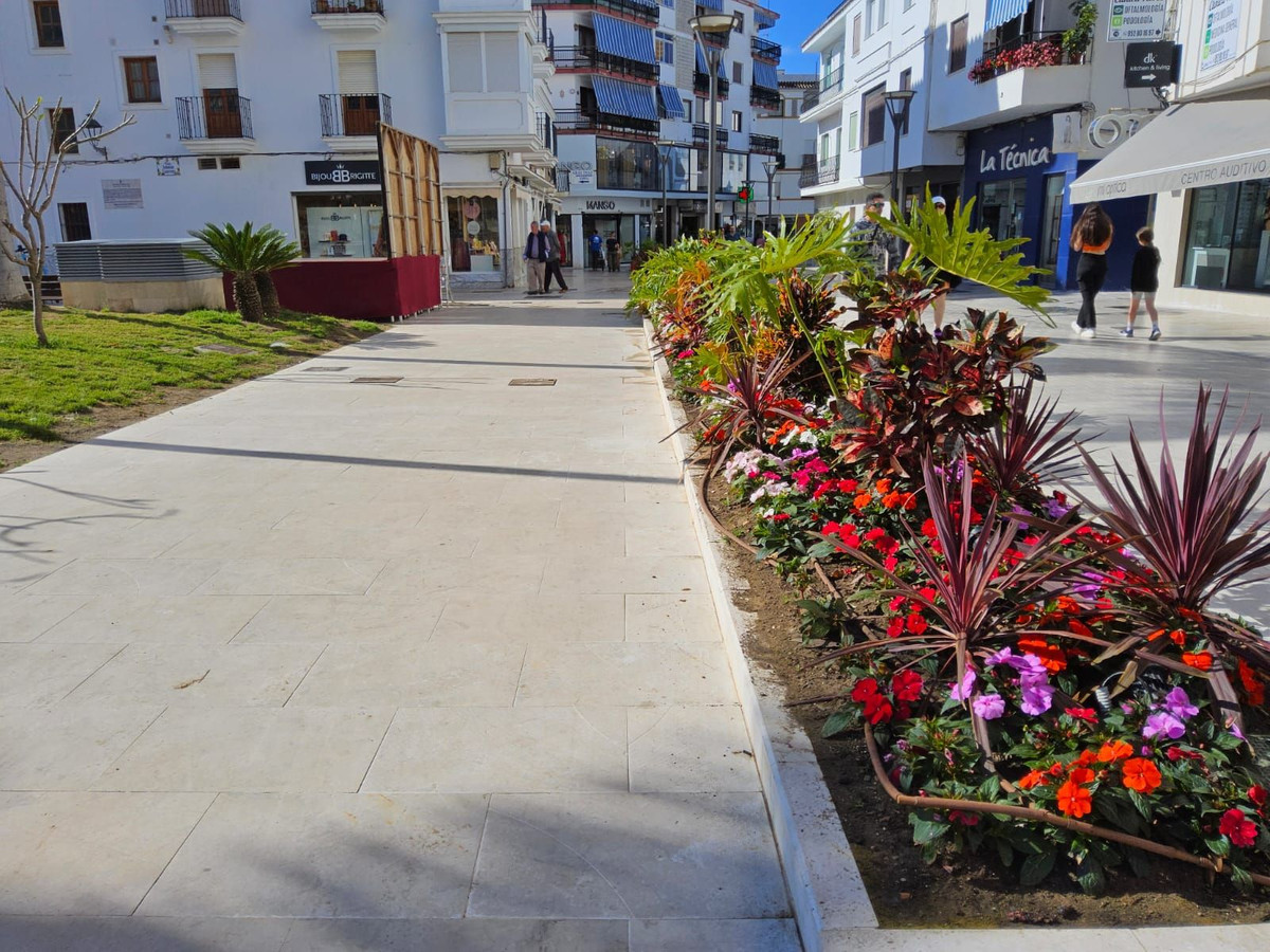Se vende Apartamento Planta Media de 3 dormitorios en Costa Del Sol, Málaga, España