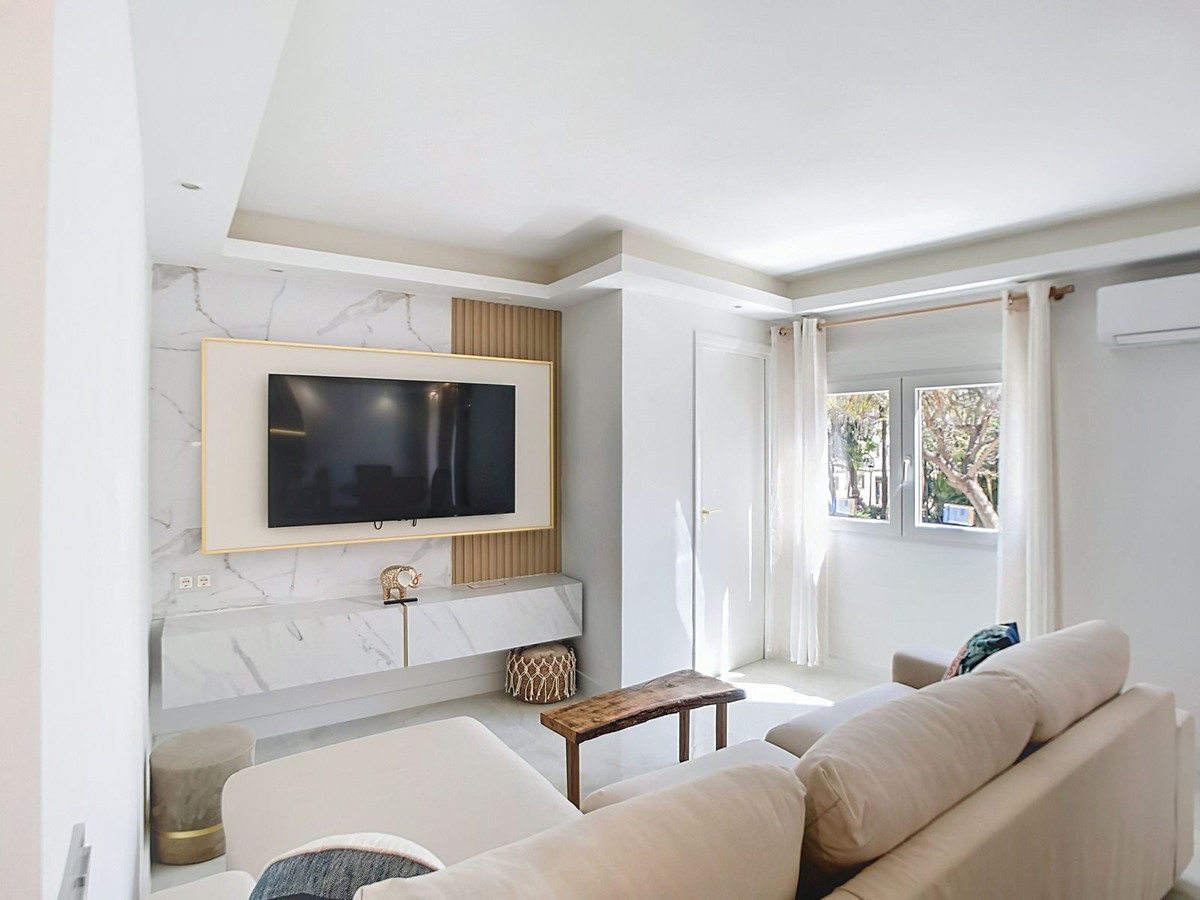 Se vende Apartamento Planta Media de 3 dormitorios en Costa Del Sol, Málaga, España