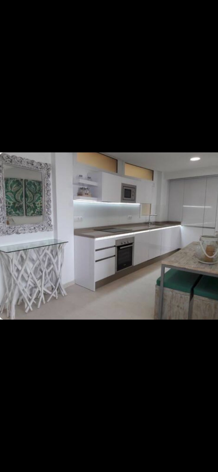 2 Bed Apartment for sale in Fuengirola Costa Del Sol, Málaga, Spain