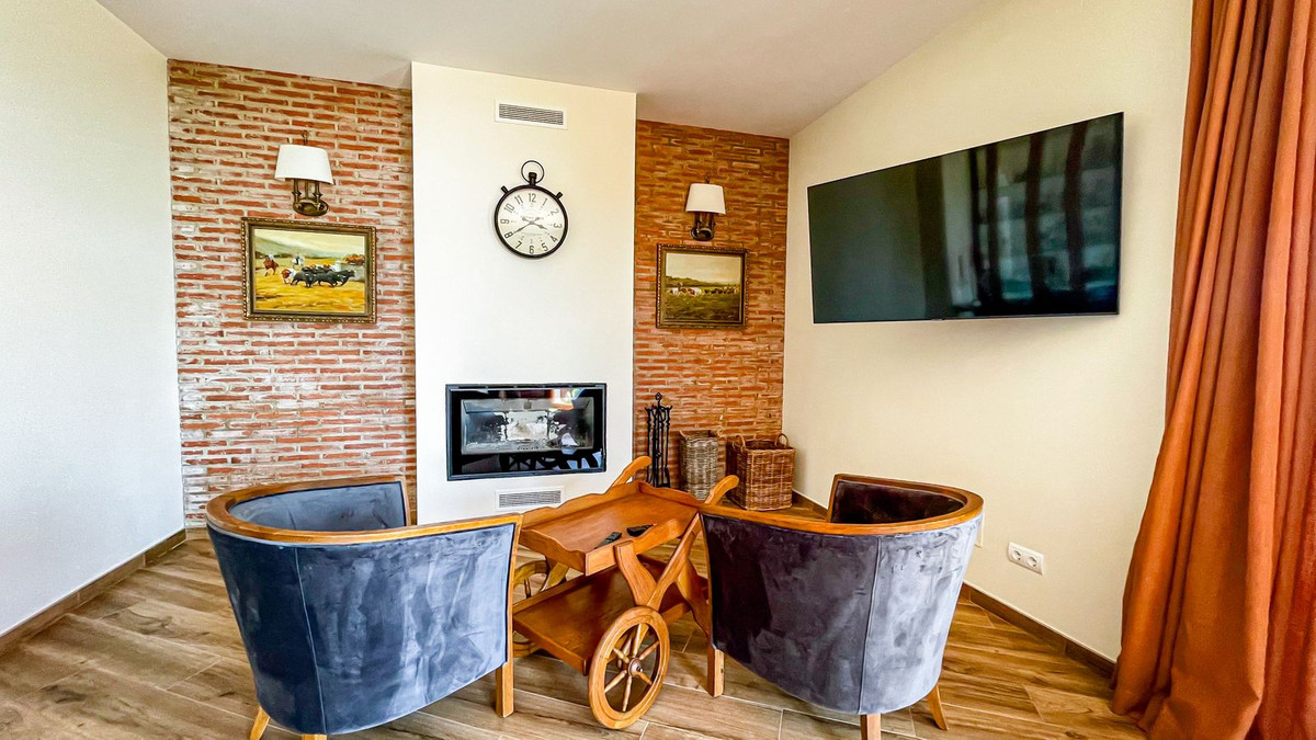 Se vende Villa - Chalet de 6 dormitorios en Costa Del Sol, Málaga, España