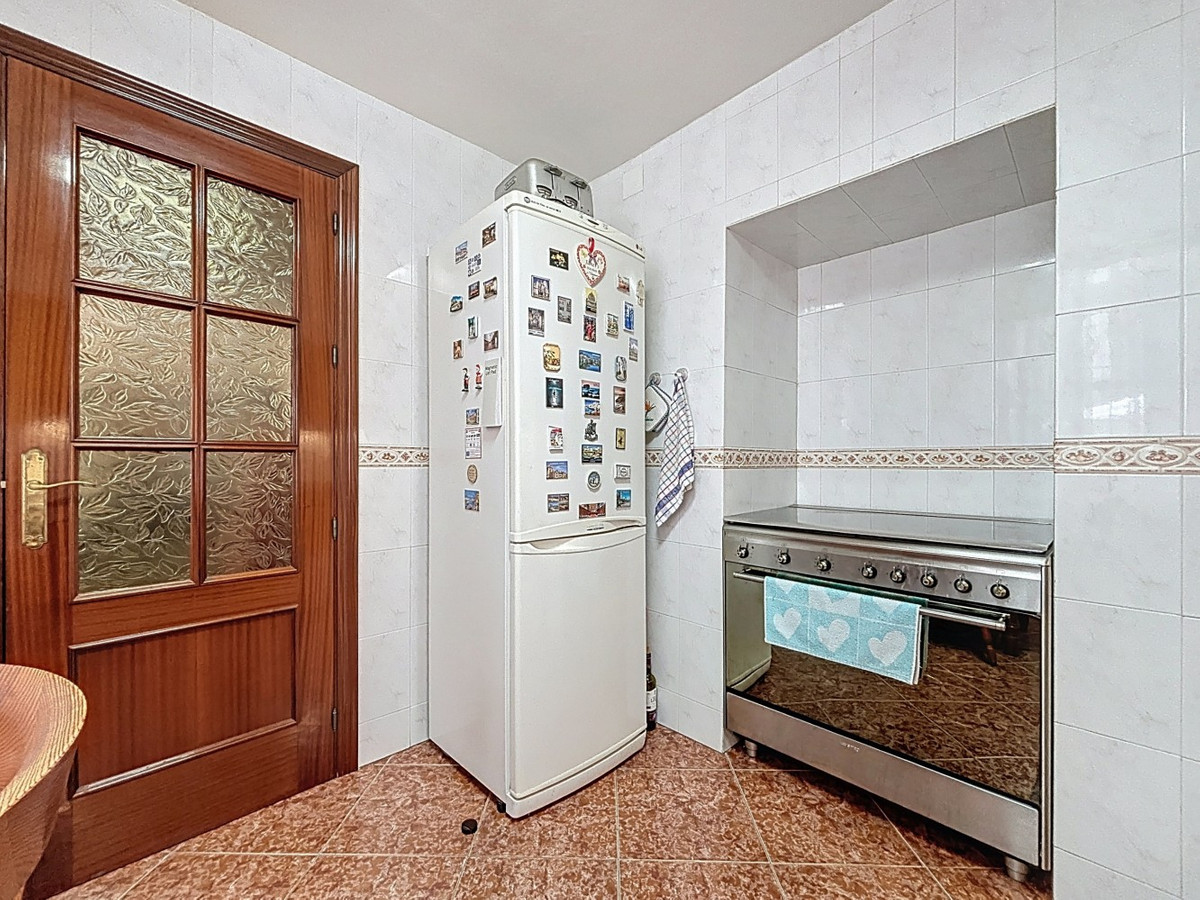 Se vende Pareada de 5 dormitorios en Costa Del Sol East, Málaga, España