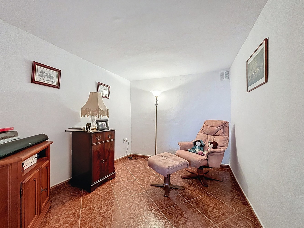 Se vende Pareada de 5 dormitorios en Costa Del Sol East, Málaga, España