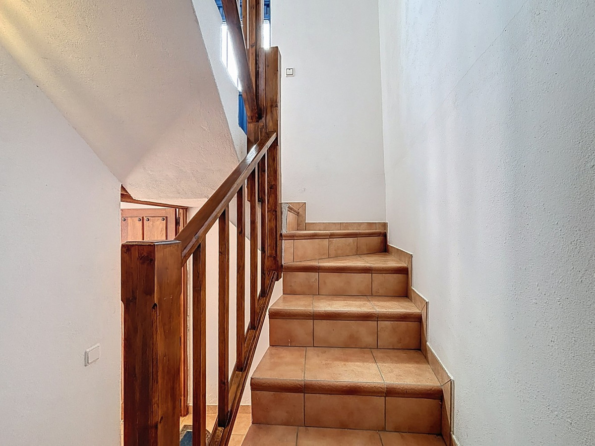 Se vende Pareada de 5 dormitorios en Costa Del Sol East, Málaga, España
