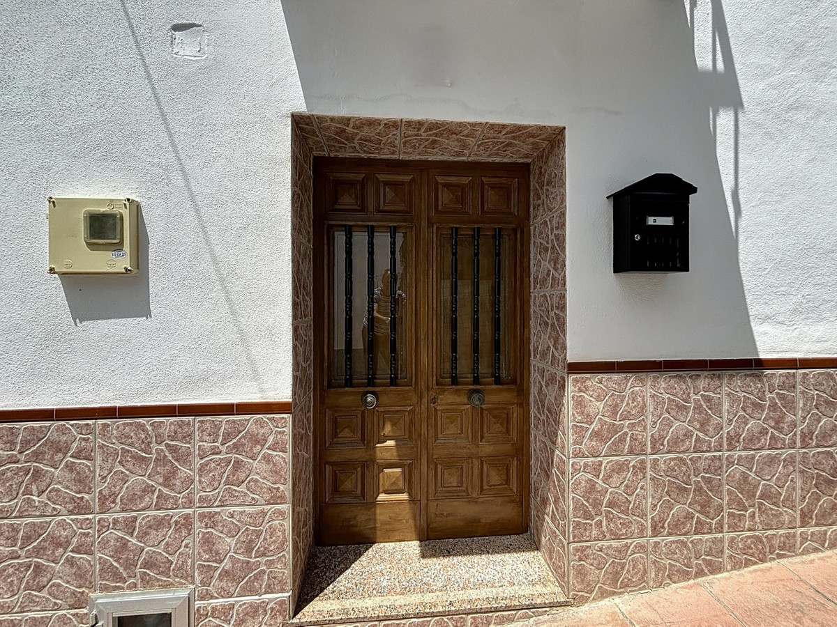 Se vende Pareada de 5 dormitorios en Costa Del Sol East, Málaga, España