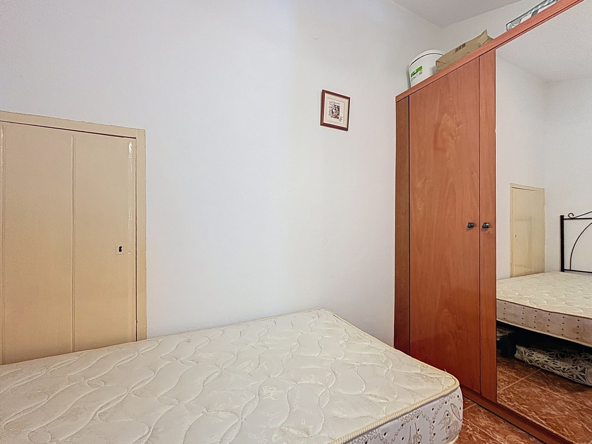 Se vende Pareada de 5 dormitorios en Costa Del Sol East, Málaga, España