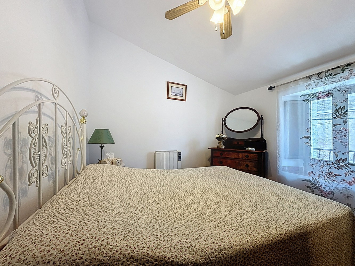 Se vende Pareada de 5 dormitorios en Costa Del Sol East, Málaga, España