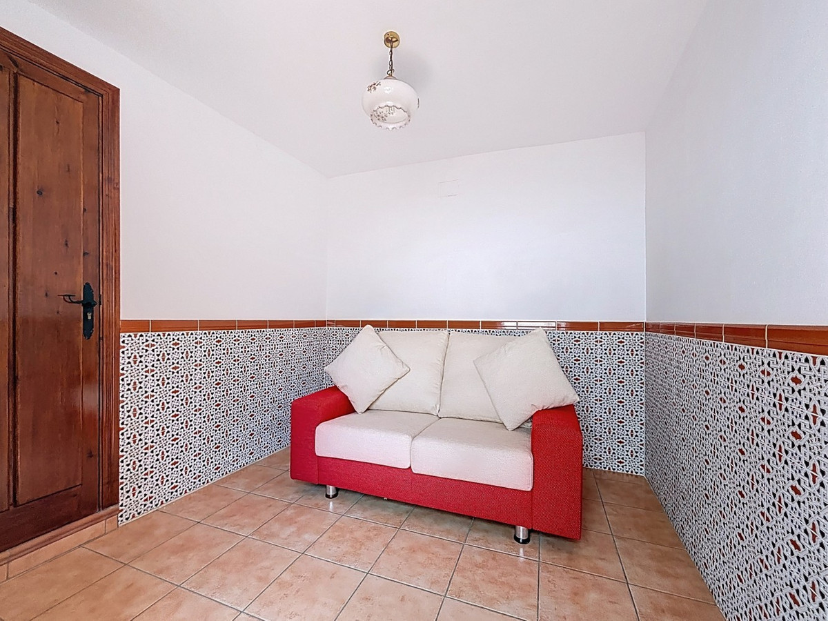 Se vende Pareada de 5 dormitorios en Costa Del Sol East, Málaga, España