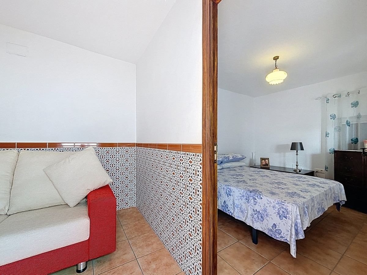 Se vende Pareada de 5 dormitorios en Costa Del Sol East, Málaga, España