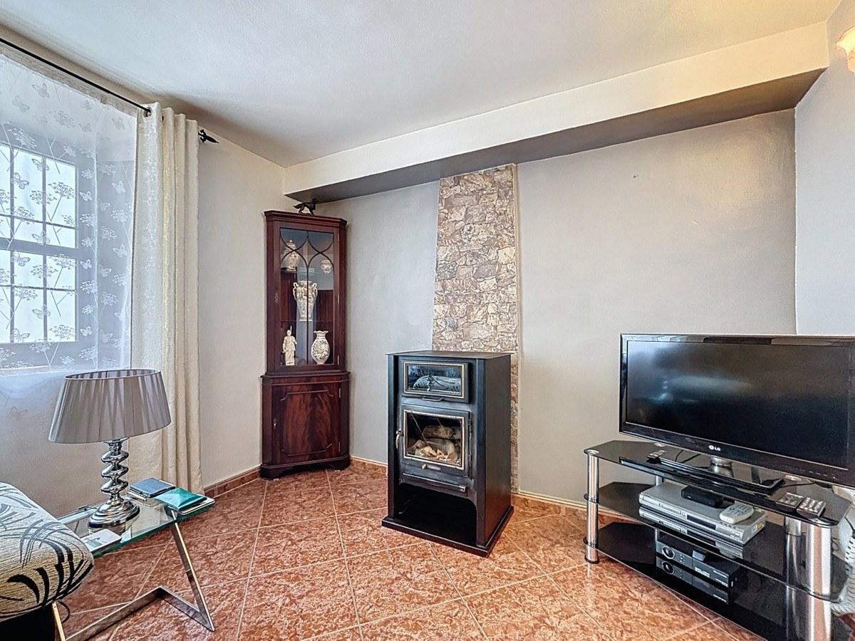 Se vende Pareada de 5 dormitorios en Costa Del Sol East, Málaga, España