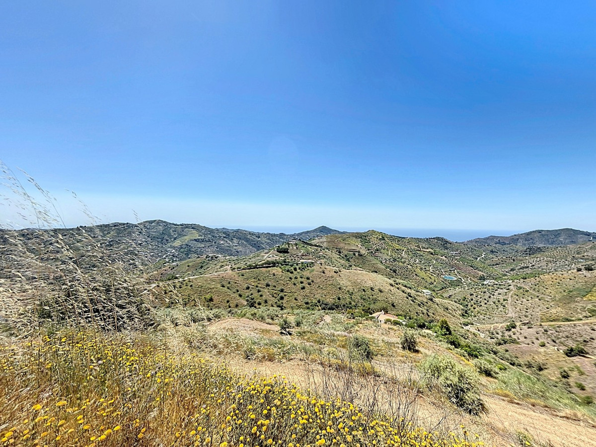 Se vende Terreno Rustico de 1 dormitorios en Costa Del Sol East, Málaga, España