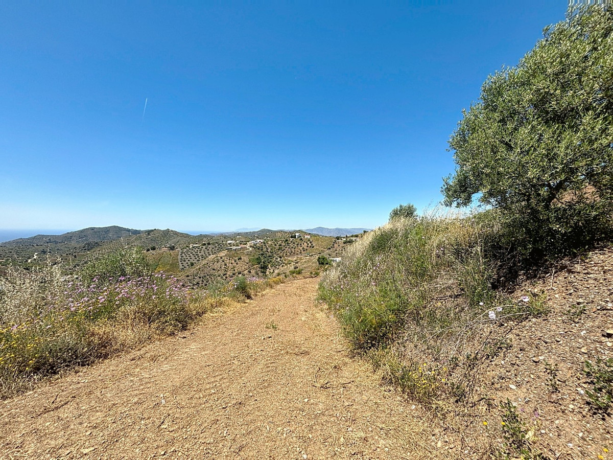 Se vende Terreno Rustico de 1 dormitorios en Costa Del Sol East, Málaga, España
