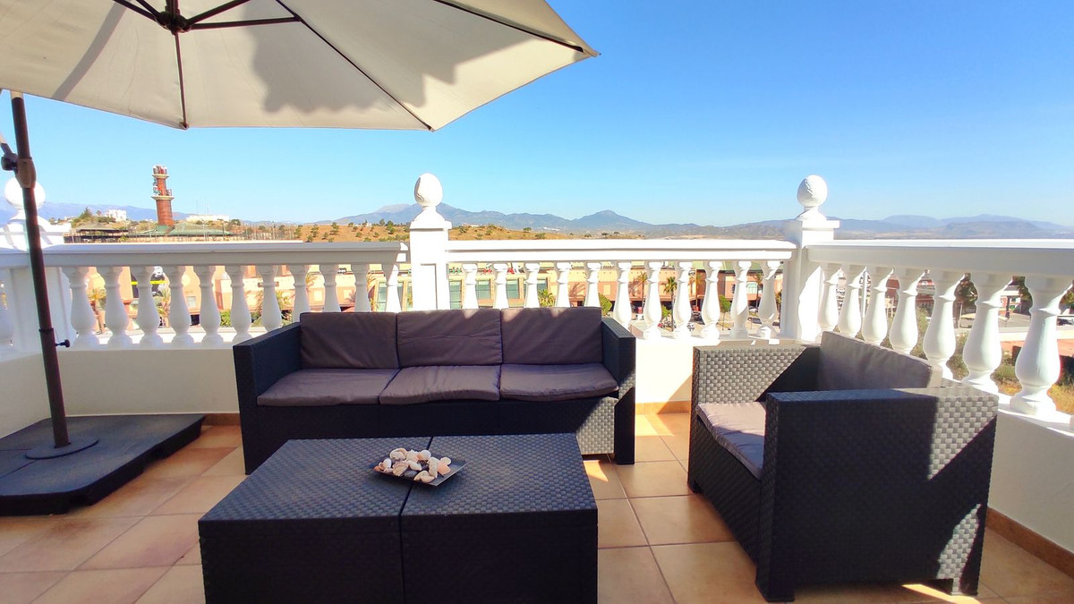Se vende Villa - Chalet de 3 dormitorios en Costa Del Sol, Málaga, España