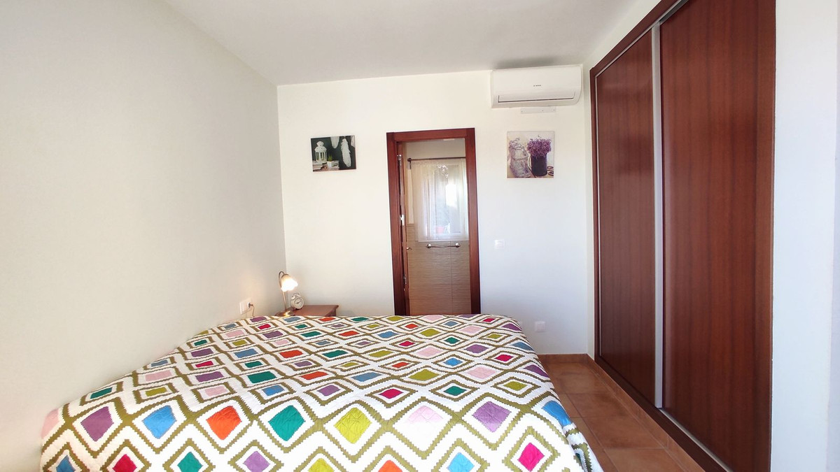 Se vende Villa - Chalet de 3 dormitorios en Costa Del Sol, Málaga, España