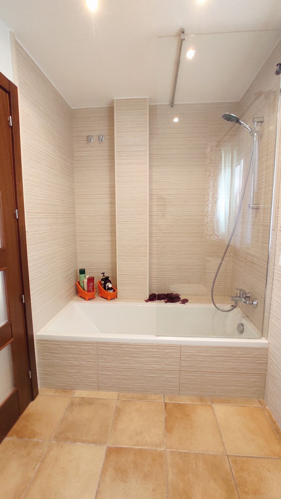 Se vende Villa - Chalet de 3 dormitorios en Costa Del Sol, Málaga, España