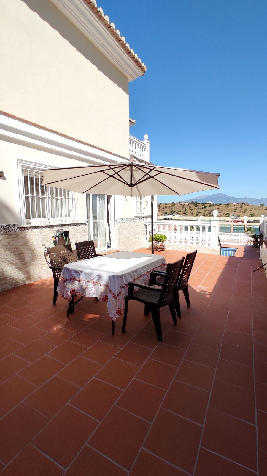 Se vende Villa - Chalet de 3 dormitorios en Costa Del Sol, Málaga, España