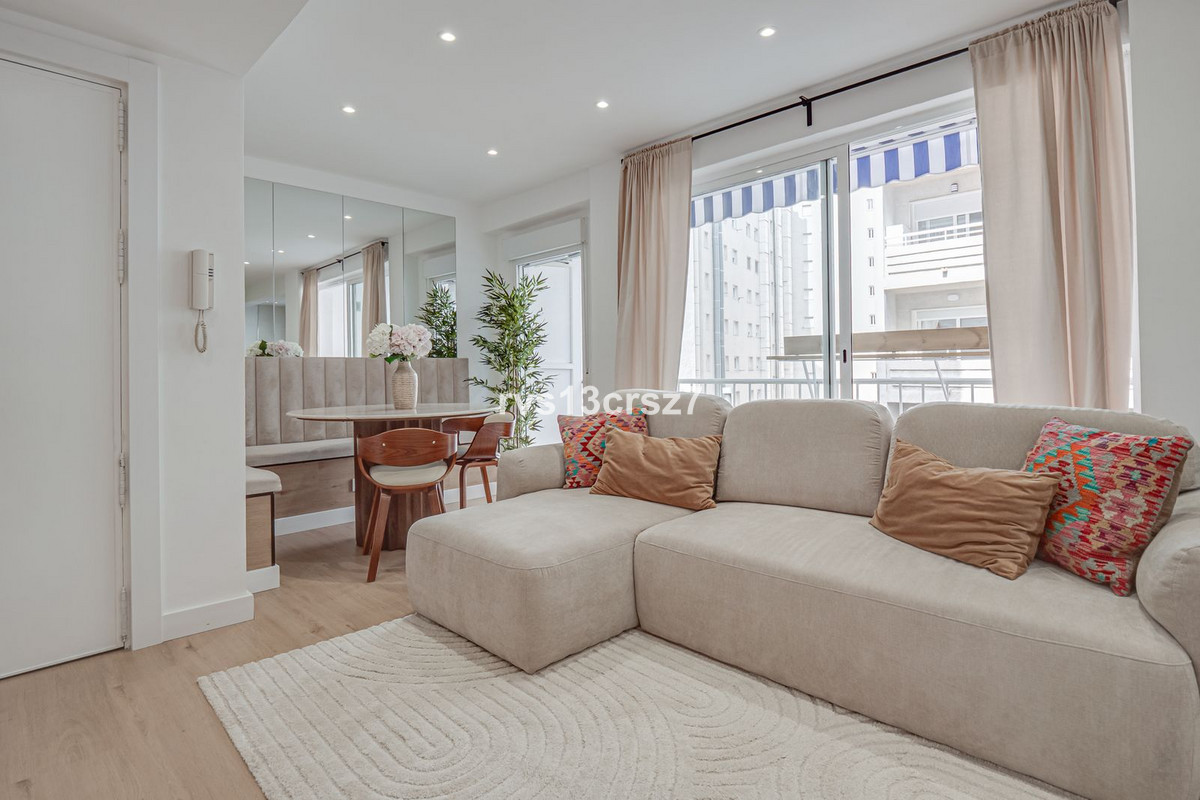 2 Bed Apartment for sale in Marbella Costa Del Sol, Málaga, Spain