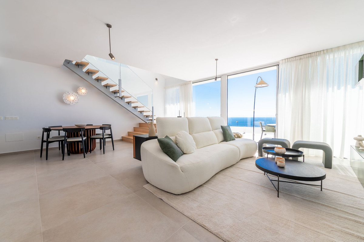 3 Bed Apartment for sale in Benalmadena Costa Del Sol, Málaga, Spain